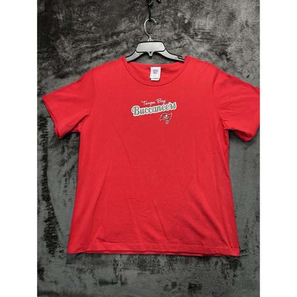 NFL Other - NFL For Her Women's 1X Tampa Bay Buccaneers Red Graphic T-Shirt Bucs